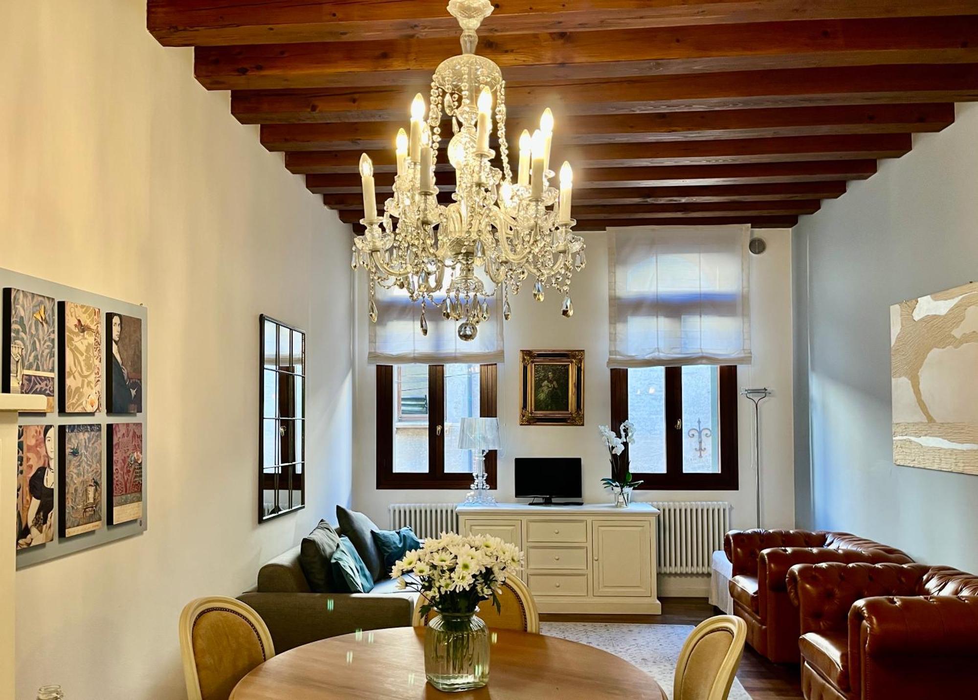 Santa Caterina: Charming Apartment Treviso Eksteriør bilde